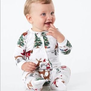 NWT Pottery Barn Kids Santa Nursery One-Piece Pajamas (size 6-12 months)